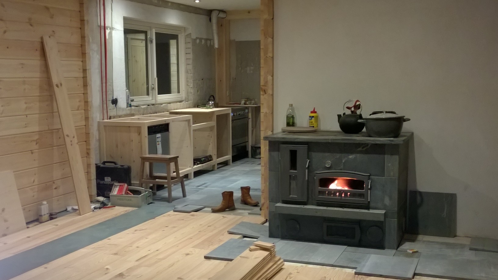 Handgemaakte houten keuken jwh bouw